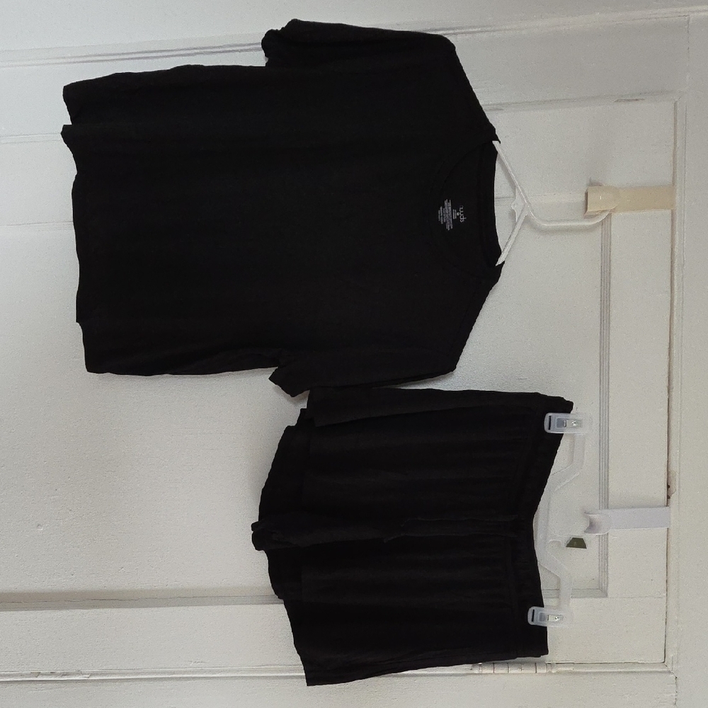 Nuuds Black Ribbed Top
